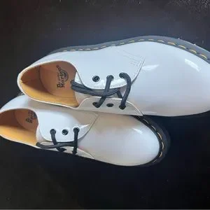 Dr. Martens | Shoes | Dr Martens 26754 White Patent Leather  display picture 1